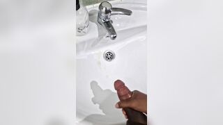 Caught roommate masturbating in the bathroom watching pornhub