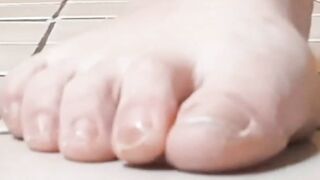 Giantess Massive Feet crush claytank